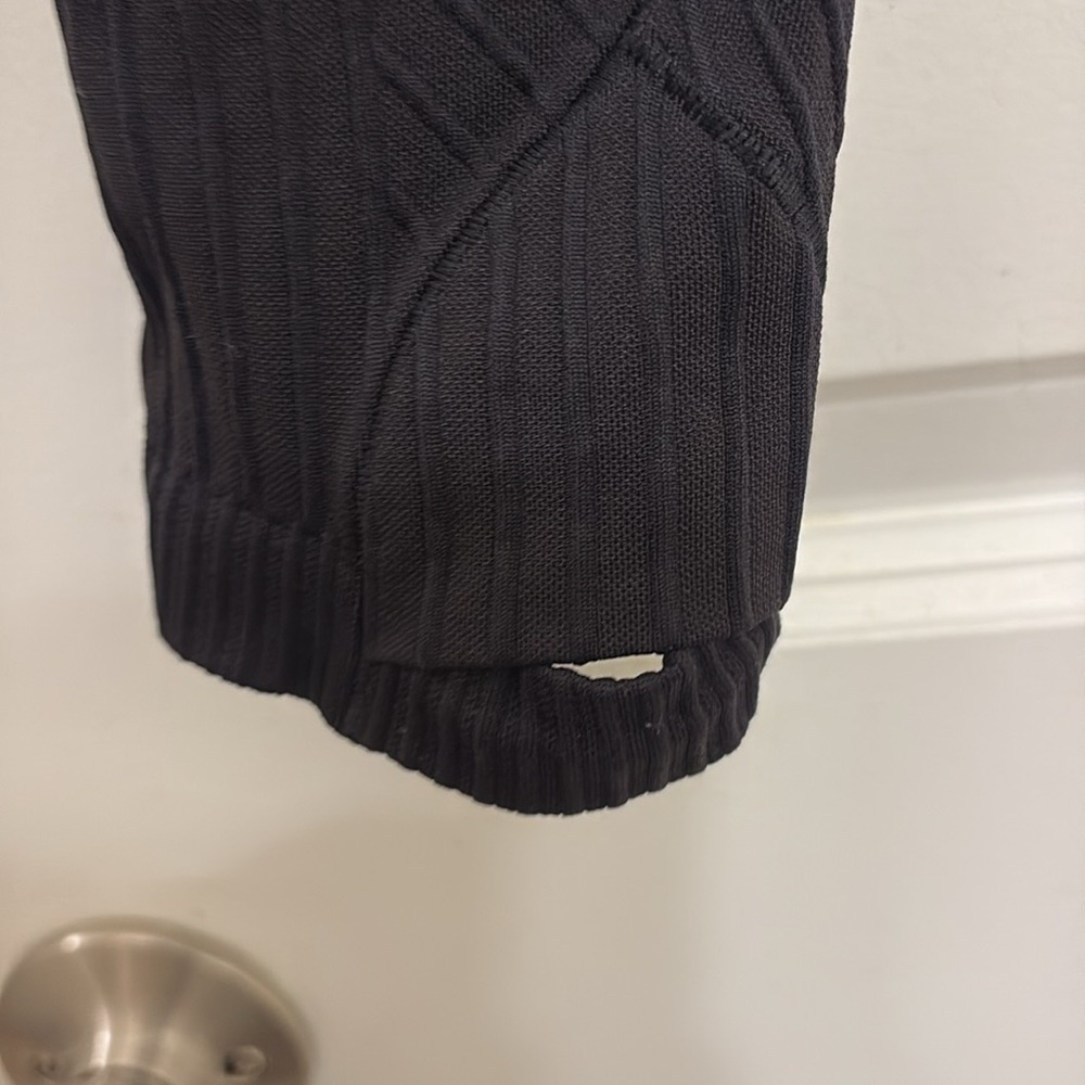 Lululemon Rest Less Cropped Half Zip - Picture 4 of 4